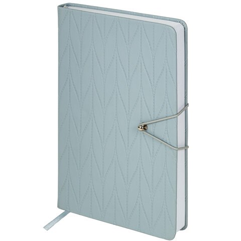 Ежедневник недатированный А5 138х213 мм, BRAUBERG "Braided", под кожу, гвоздик 160 л., серо-голубой, 116599 116599