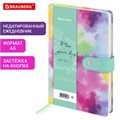 Ежедневник недатированный А5 138х213 мм BRAUBERG "Nebula", под кожу, застежка, 160 л., зелёный микс, 116237 116237