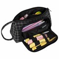 Пенал-косметичка BRAUBERG с ручкой, 1 откидная планка, полиэстер, 22x10х8 см, "Checkered black", 271559 271559