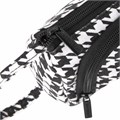 Пенал-косметичка BRAUBERG с ручкой, 1 откидная планка, полиэстер, 22x10х8 см, "Houndstooth", 271560 271560